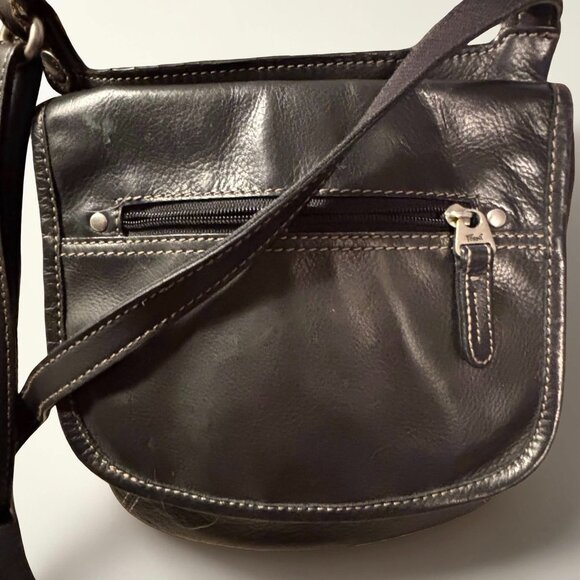 Vintage Fossil Black Leather Crossbody Bag With Adjustable Strap & Front Zipper - Picture 3 of 6